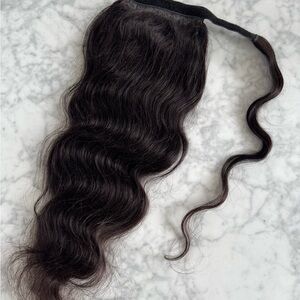 Modern Show Hair - 18 Brazilian Bodywave Velcro Human Ponytail Extension